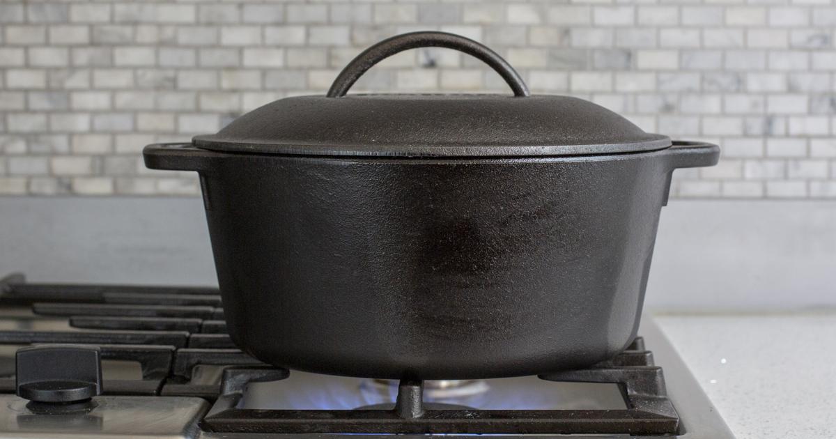 Lodge cast iron 2025 dutch oven 4 quart